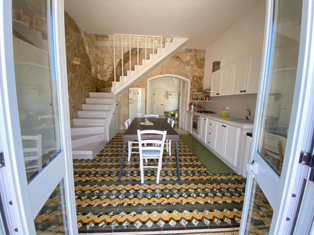 Casa Vacanze Illiria A Roca Vecchia Vicinissima Al Mare Экстерьер фото