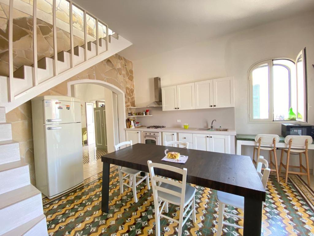 Casa Vacanze Illiria A Roca Vecchia Vicinissima Al Mare Экстерьер фото