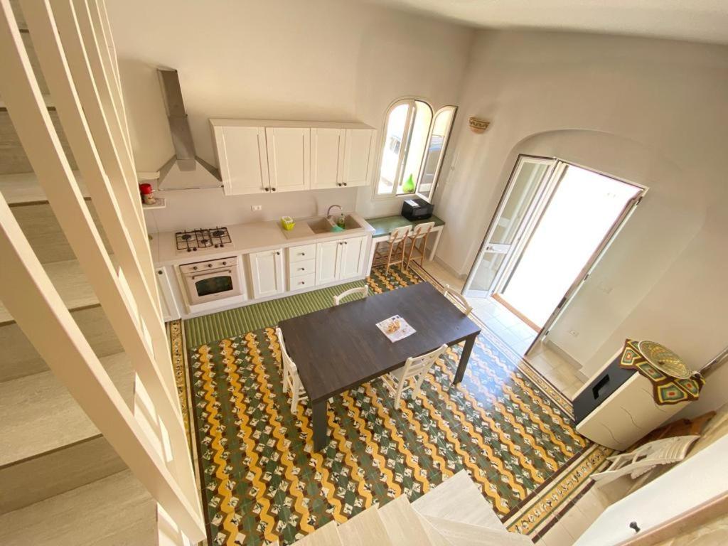 Casa Vacanze Illiria A Roca Vecchia Vicinissima Al Mare Экстерьер фото
