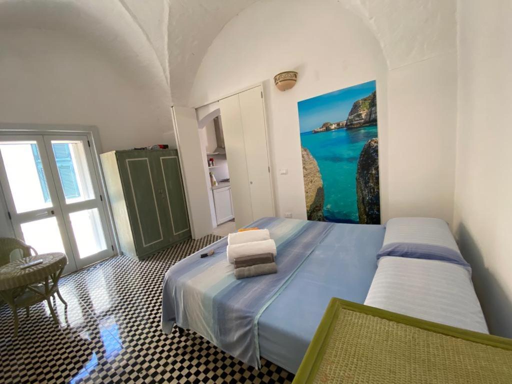 Casa Vacanze Illiria A Roca Vecchia Vicinissima Al Mare Экстерьер фото
